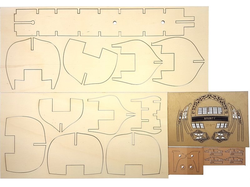 Mantua Model HMS Bounty Le Piccole 1:120 kit (KR-800611) | Astra
