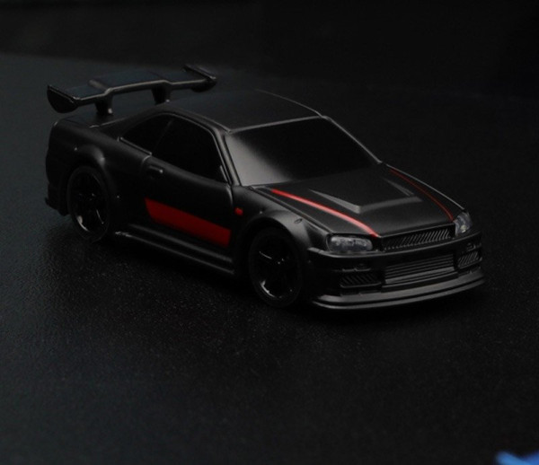 1/76 C74 On-Road RC Car RTR (černá s červeným pruhem)