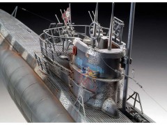 Revell ponorka Typ VII C/41 (Platinum Edition) (1:72)